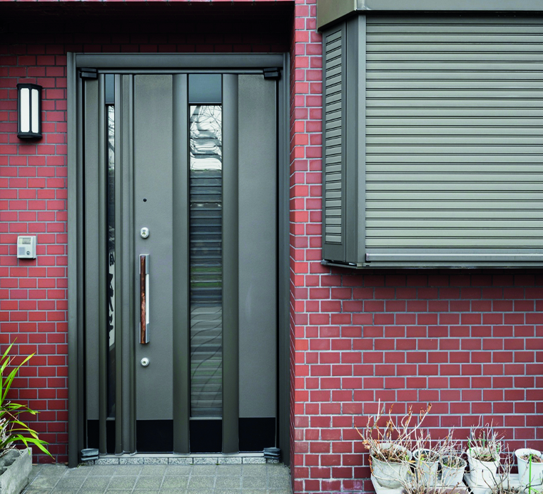 Modern Çelik Kapı Tasarımlarıyla Evinize Şıklık Katın
